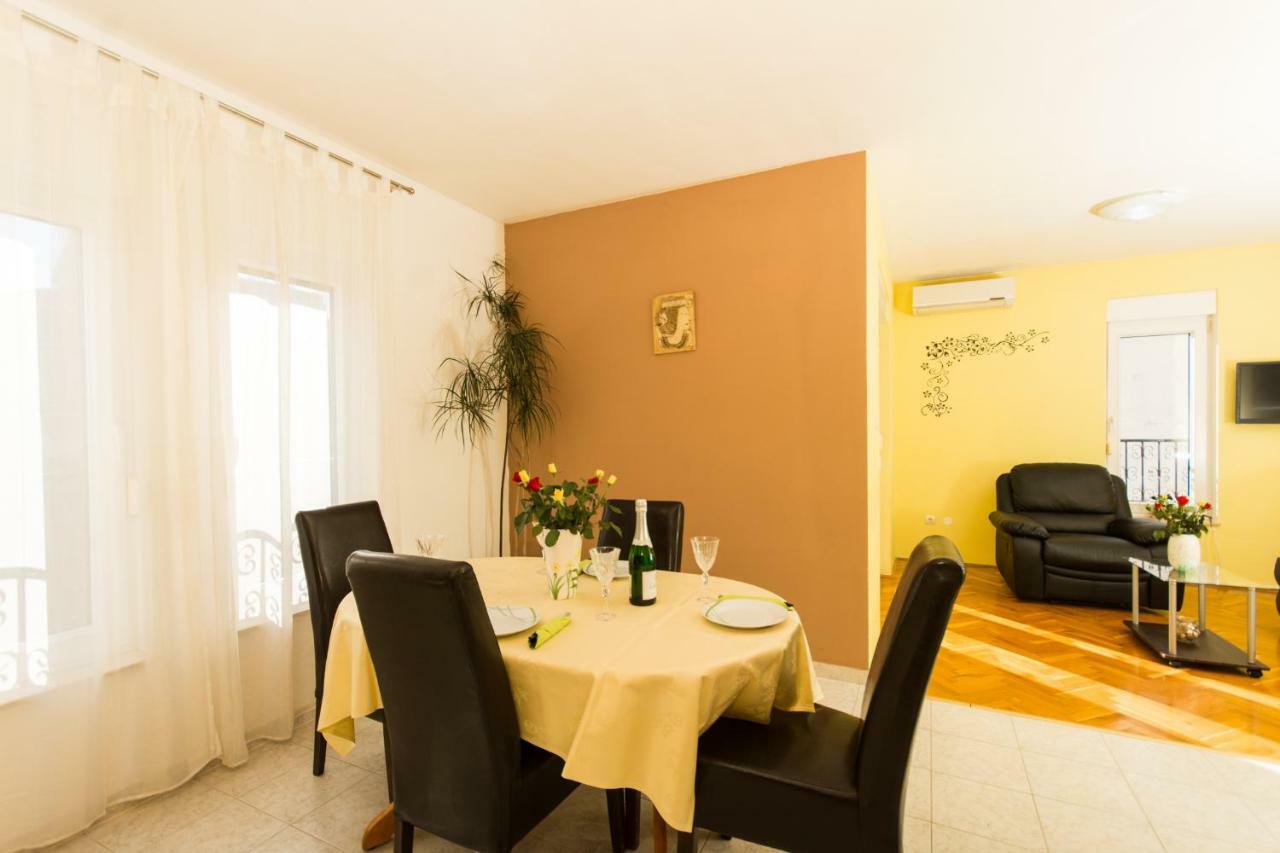 Apartman Ruza Apartment Trogir Exterior photo